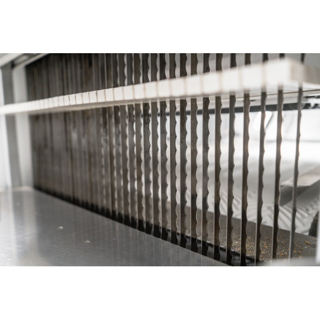 Automatic slicer 11mm thickness