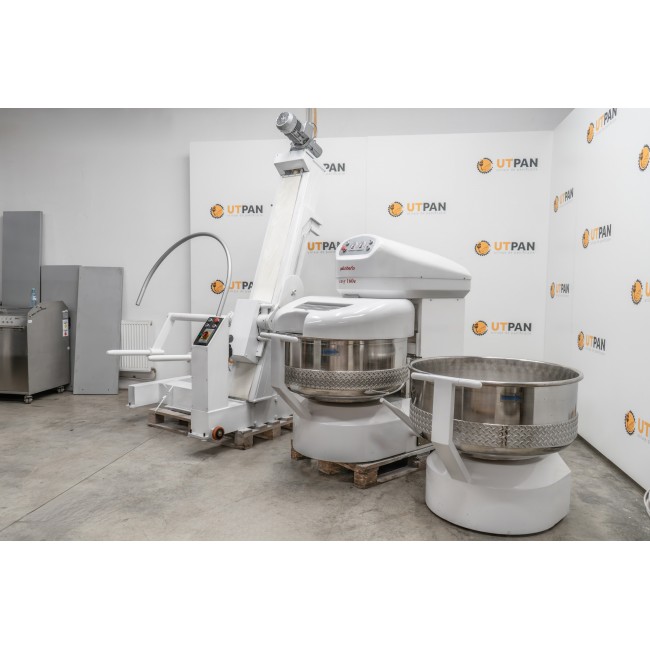 Malaxor spiral Pietroberto Easy E 160 cu 3 cuve detasabile si ridicator rasturnator