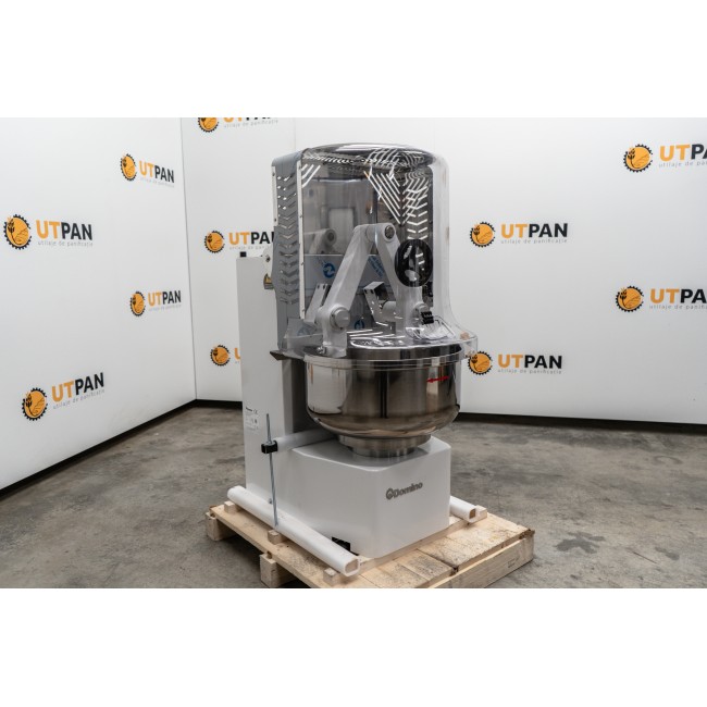 Plunging arm mixer Domino TUFF 45