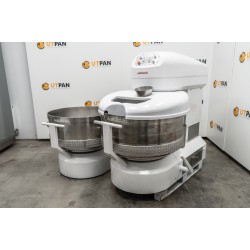 Malaxor spiral PIETROBERTO EASY E250 cu doua cuve detasabile