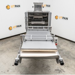 Long bread moulder