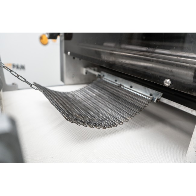 Long bread moulder